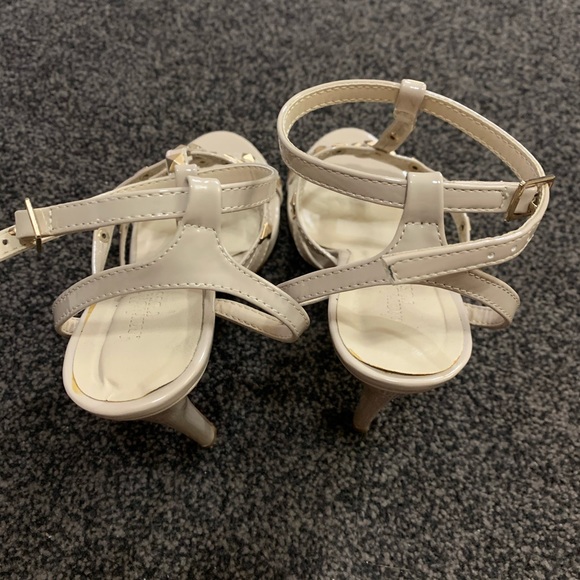 ☀️Tan strappy heels - Picture 4 of 8